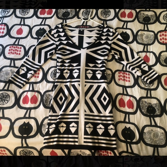 π π»/$πΈπ» π Black and white print Dress - Picture 1 of 4